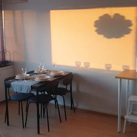 Arctic At Centre Apartment *