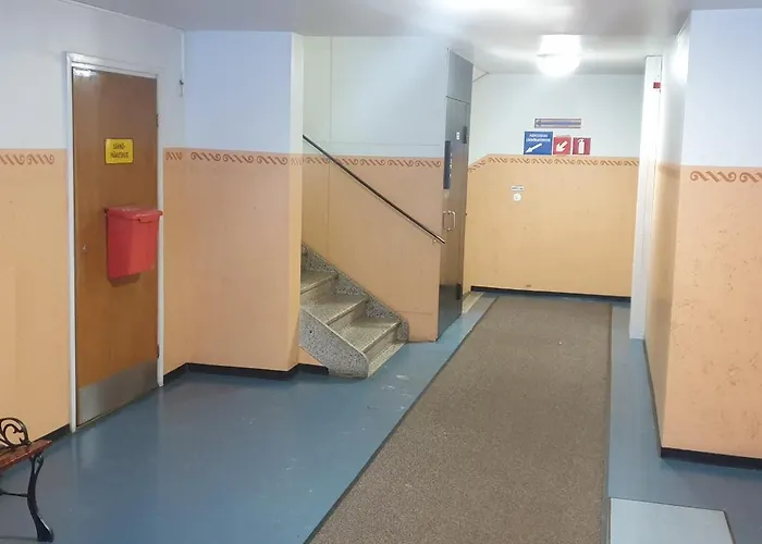 Arctic At Centre * Rovaniemi